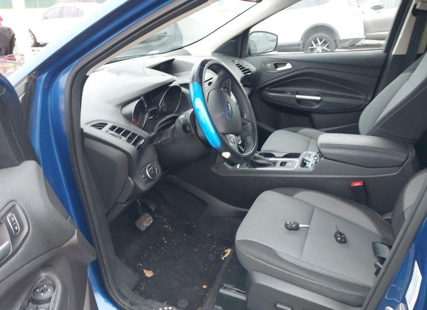 Photo 5 of 2017 Ford Escape SE (VIN 1FMCU9GD0HUE23000)