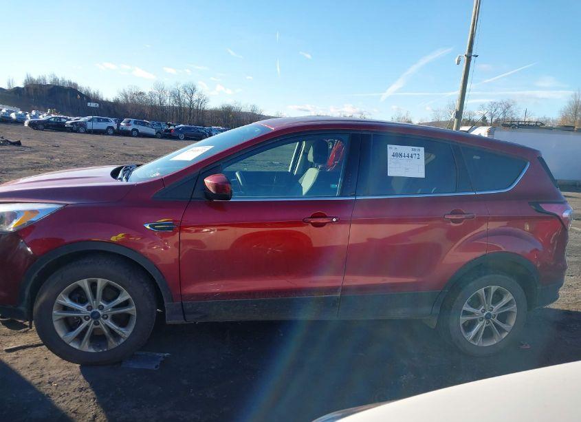 Photo 14 of 2017 Ford Escape SE (VIN 1FMCU9GD0HUE42730)