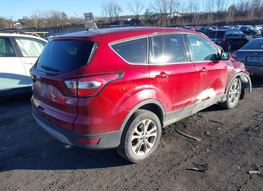 Photo 4 of 2017 Ford Escape SE (VIN 1FMCU9GD0HUE42730)