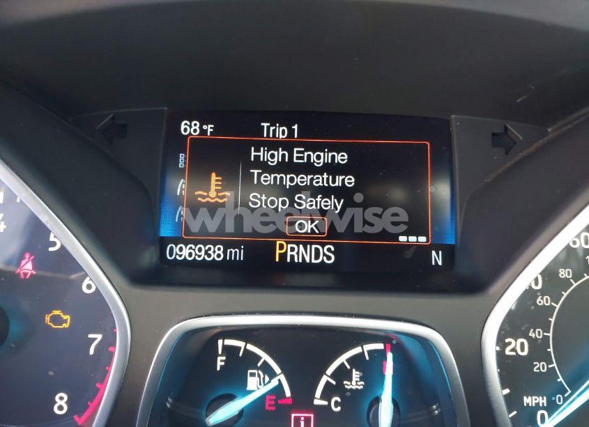 Photo 15 of 2018 Ford Escape SE (VIN 1FMCU9GD0JUA40096)