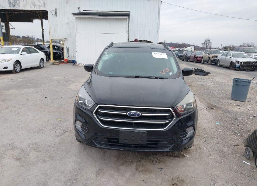 Photo 12 of 2018 Ford Escape SE (VIN 1FMCU9GD0JUA51048)