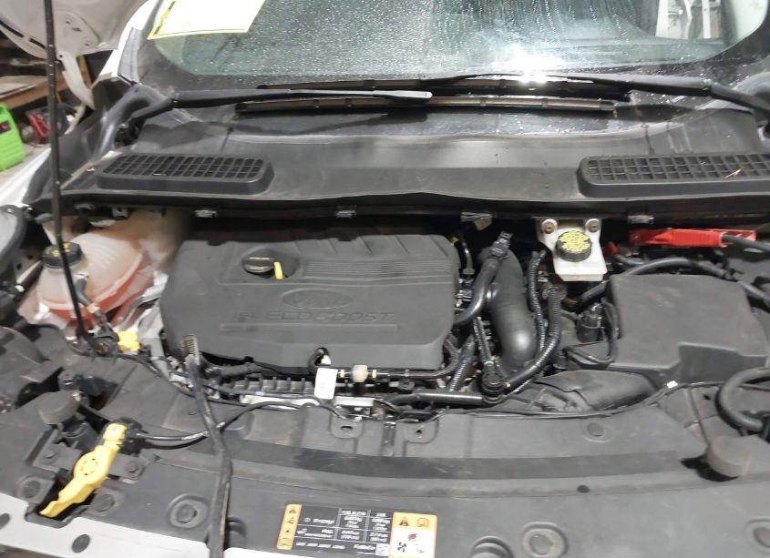 Photo 10 of 2018 Ford Escape SE (VIN 1FMCU9GD0JUA85510)