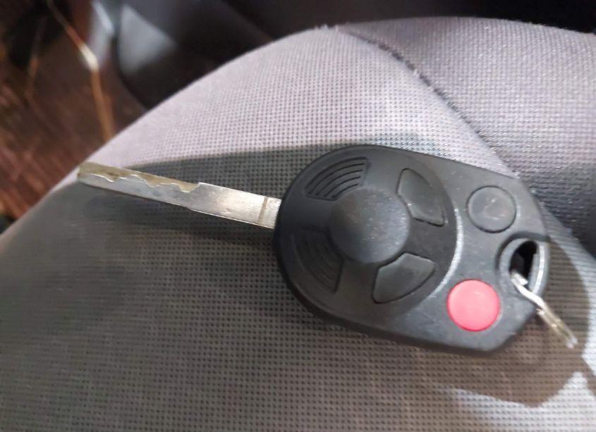 Photo 11 of 2018 Ford Escape SE (VIN 1FMCU9GD0JUA85510)