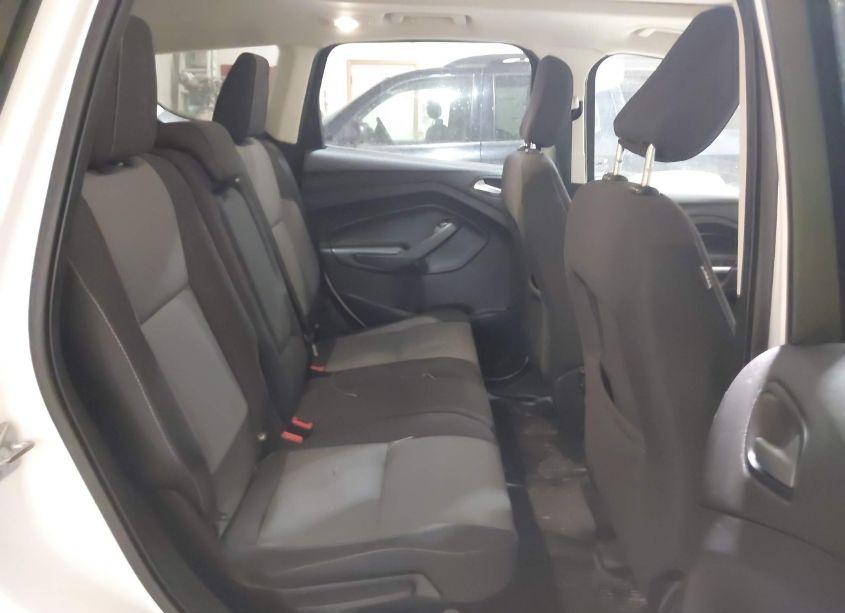 Photo 8 of 2018 Ford Escape SE (VIN 1FMCU9GD0JUA85510)