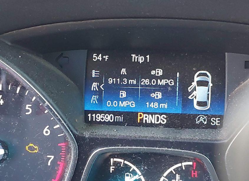 Photo 15 of 2018 Ford Escape SE (VIN 1FMCU9GD0JUB00992)