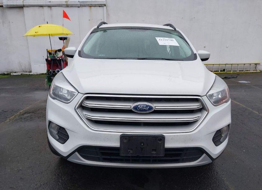 Photo 13 of 2018 Ford Escape SE (VIN 1FMCU9GD0JUB44247)