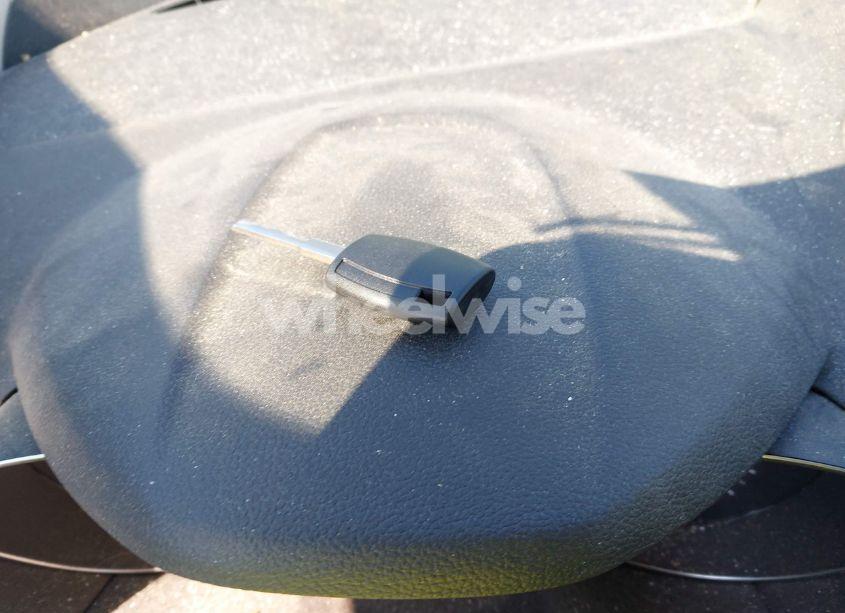 Photo 11 of 2018 Ford Escape SE (VIN 1FMCU9GD0JUB79810)