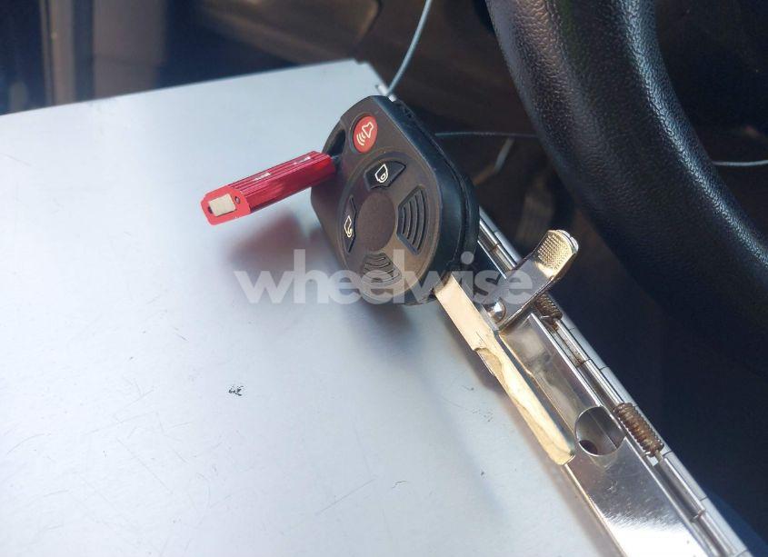 Photo 11 of 2018 Ford Escape SE (VIN 1FMCU9GD0JUB92072)