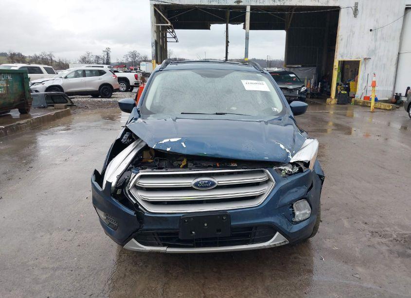 Photo 12 of 2018 Ford Escape SE (VIN 1FMCU9GD0JUB93495)
