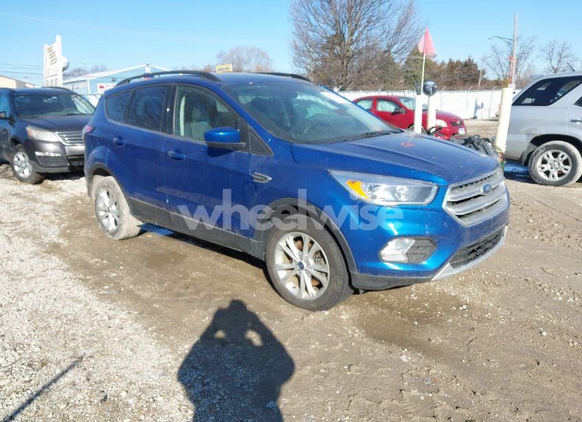 2018 Ford Escape SE (VIN 1FMCU9GD0JUB94615) main photo