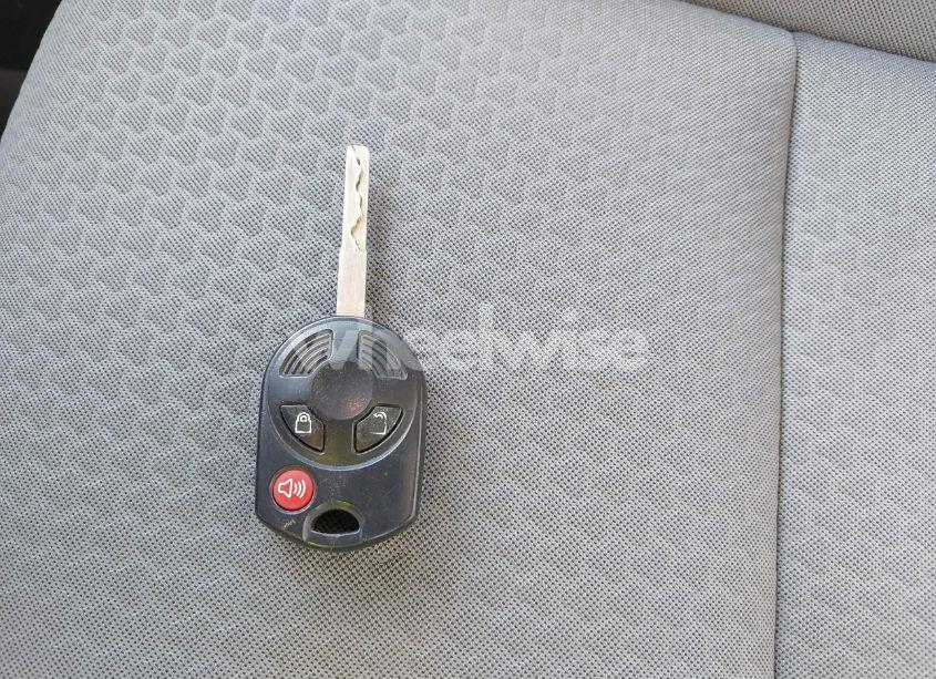 Photo 11 of 2018 Ford Escape SE (VIN 1FMCU9GD0JUB94615)