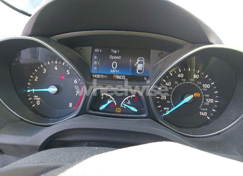 Photo 7 of 2018 Ford Escape SE (VIN 1FMCU9GD0JUB94615)