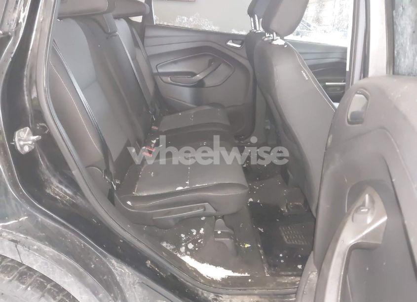 Photo 8 of 2018 Ford Escape SE (VIN 1FMCU9GD0JUC72780)