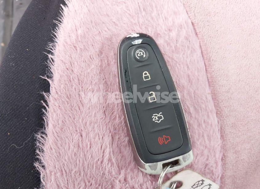 Photo 11 of 2019 Ford Escape SE (VIN 1FMCU9GD0KUA00554)