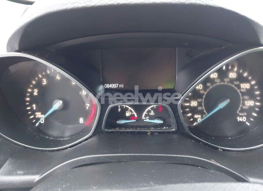 Photo 7 of 2019 Ford Escape SE (VIN 1FMCU9GD0KUA06760)