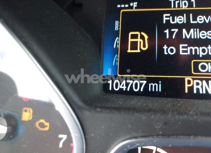 Photo 16 of 2019 Ford Escape SE (VIN 1FMCU9GD0KUA12963)