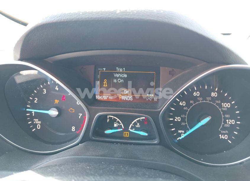 Photo 7 of 2019 Ford Escape SE (VIN 1FMCU9GD0KUA12963)