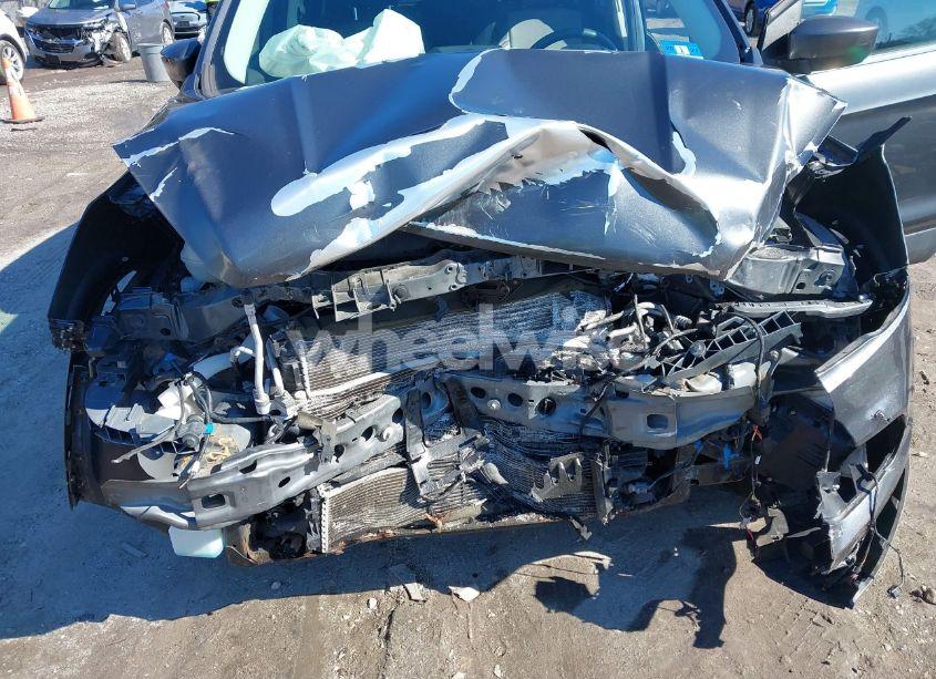 Photo 5 of 2019 Ford Escape SE (VIN 1FMCU9GD0KUA57966)