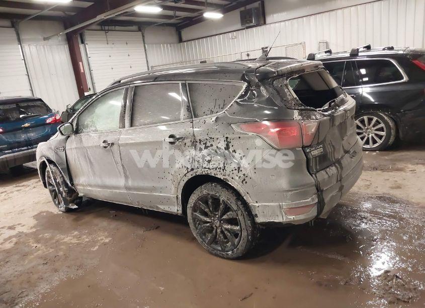 Photo 14 of 2019 Ford Escape SE (VIN 1FMCU9GD0KUB30432)