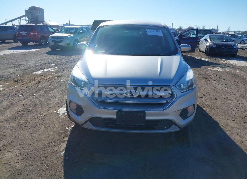 Photo 12 of 2019 Ford Escape SE (VIN 1FMCU9GD0KUB33363)
