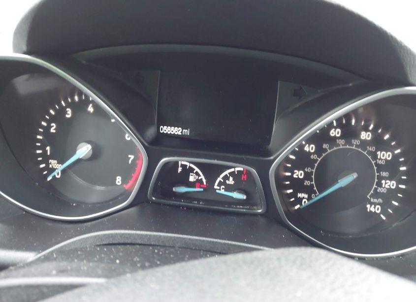 Photo 7 of 2019 Ford Escape SE (VIN 1FMCU9GD0KUB53662)