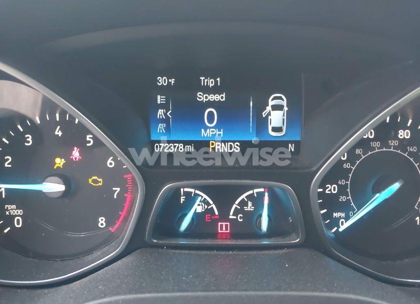Photo 15 of 2019 Ford Escape SE (VIN 1FMCU9GD0KUB54973)