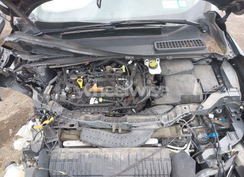 Photo 10 of 2019 Ford Escape SE (VIN 1FMCU9GD0KUC22429)