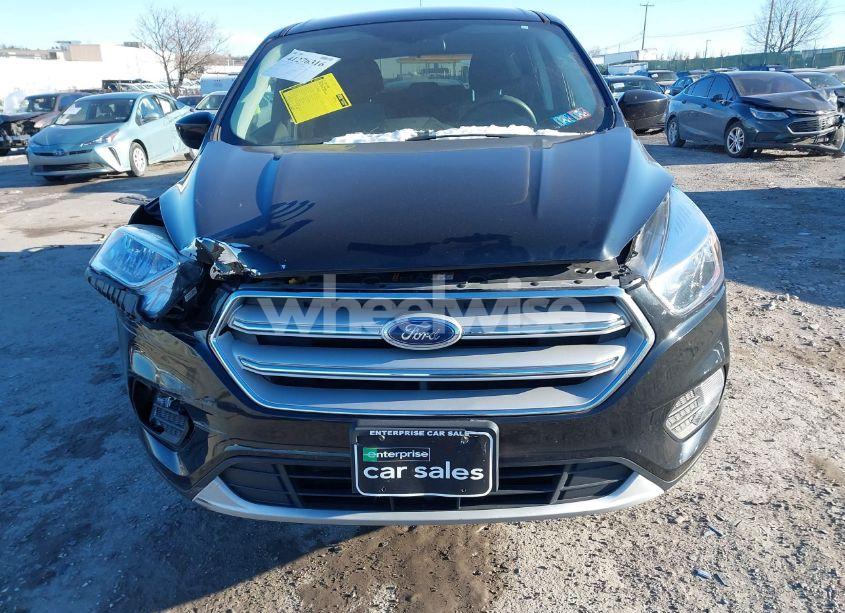 Photo 11 of 2019 Ford Escape SE (VIN 1FMCU9GD0KUC54569)