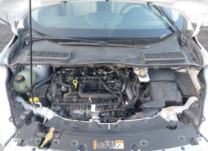 Photo 10 of 2017 Ford Escape SE (VIN 1FMCU9GD1HUA39873)