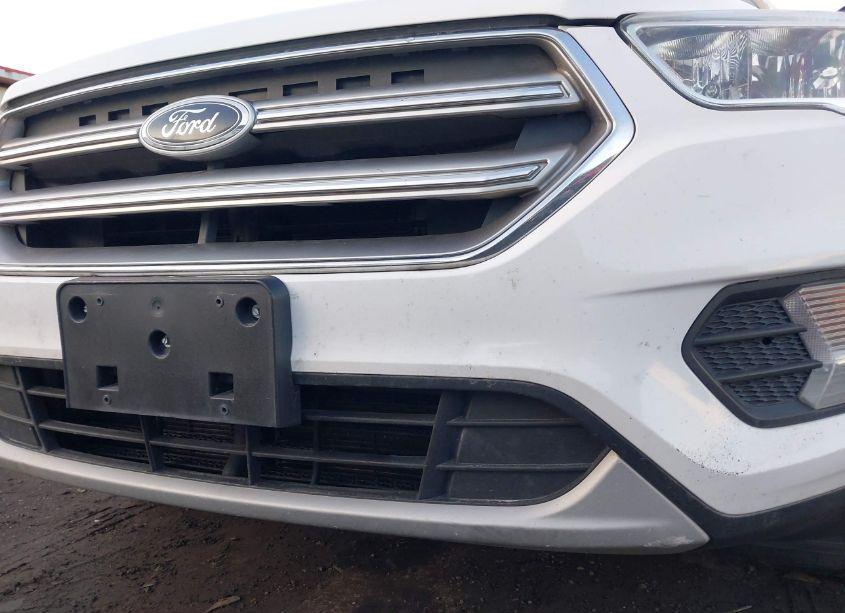 Photo 6 of 2017 Ford Escape SE (VIN 1FMCU9GD1HUA39873)