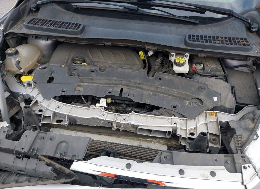 Photo 10 of 2017 Ford Escape SE (VIN 1FMCU9GD1HUC06104)