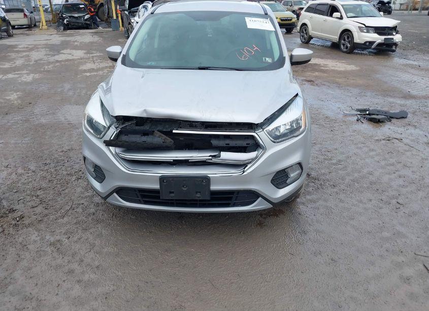 Photo 13 of 2017 Ford Escape SE (VIN 1FMCU9GD1HUC06104)