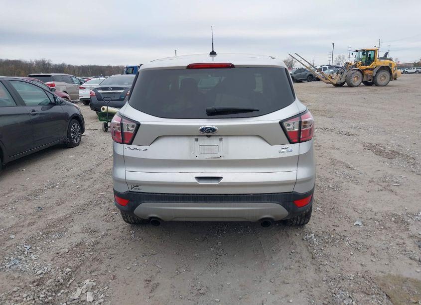 Photo 17 of 2017 Ford Escape SE (VIN 1FMCU9GD1HUC08936)
