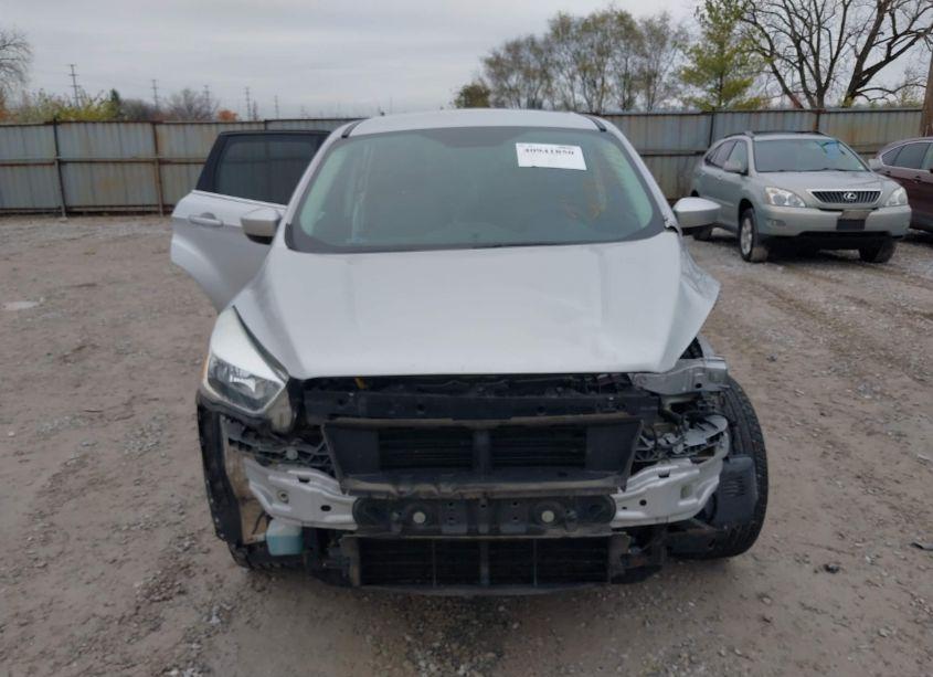 Photo 6 of 2017 Ford Escape SE (VIN 1FMCU9GD1HUC08936)