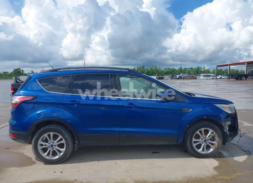 Photo 12 of 2017 Ford Escape SE (VIN 1FMCU9GD1HUC68196)