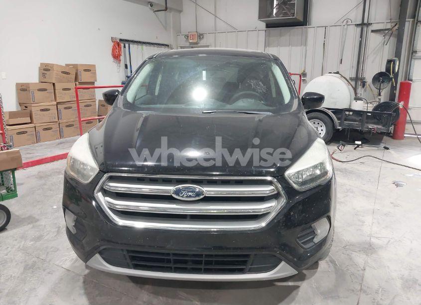 Photo 12 of 2017 Ford Escape SE (VIN 1FMCU9GD1HUC74810)