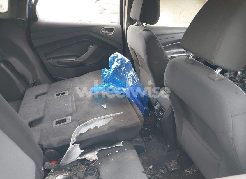 Photo 8 of 2017 Ford Escape SE (VIN 1FMCU9GD1HUD36688)