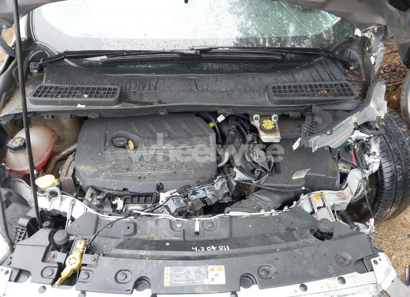 Photo 10 of 2017 Ford Escape SE (VIN 1FMCU9GD1HUD91691)