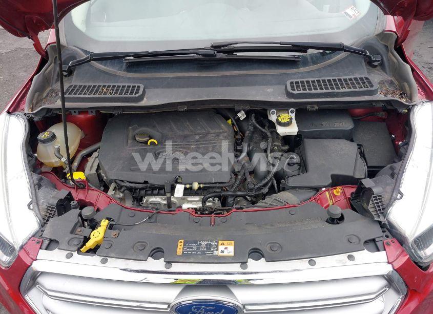 Photo 10 of 2017 Ford Escape SE (VIN 1FMCU9GD1HUD99905)