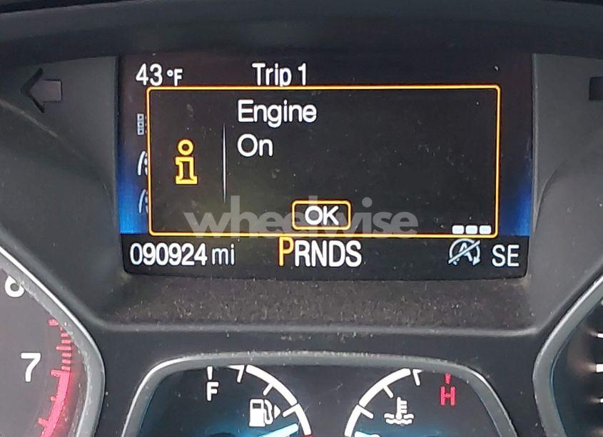 Photo 15 of 2017 Ford Escape SE (VIN 1FMCU9GD1HUD99905)