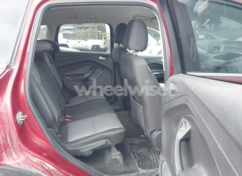 Photo 8 of 2017 Ford Escape SE (VIN 1FMCU9GD1HUD99905)