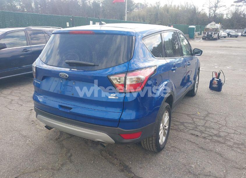 Photo 4 of 2017 Ford Escape SE (VIN 1FMCU9GD1HUE83237)