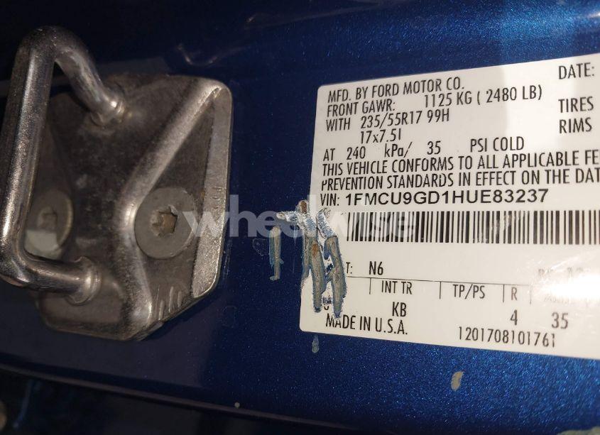 Photo 9 of 2017 Ford Escape SE (VIN 1FMCU9GD1HUE83237)