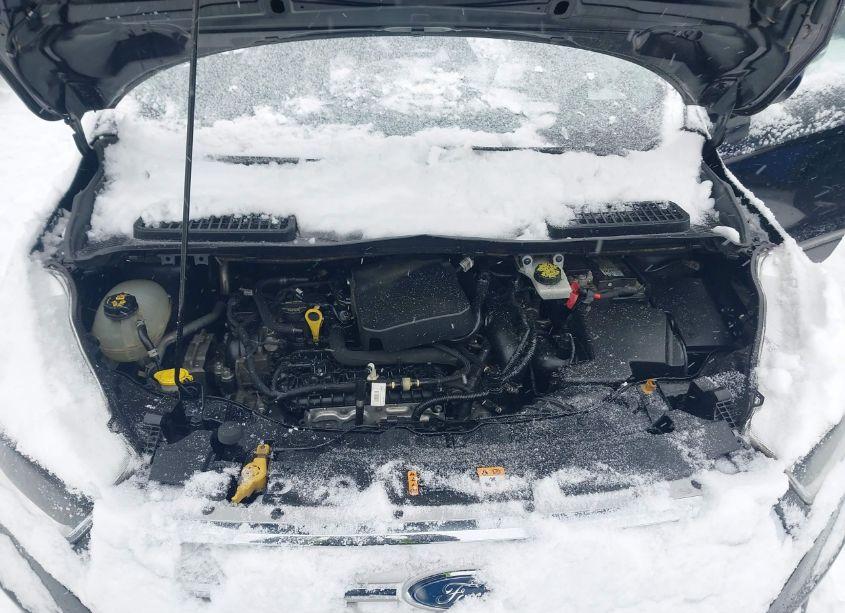 Photo 10 of 2018 Ford Escape SE (VIN 1FMCU9GD1JUA12551)