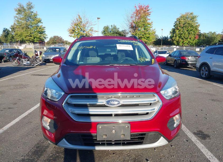 Photo 12 of 2018 Ford Escape SE (VIN 1FMCU9GD1JUA49650)