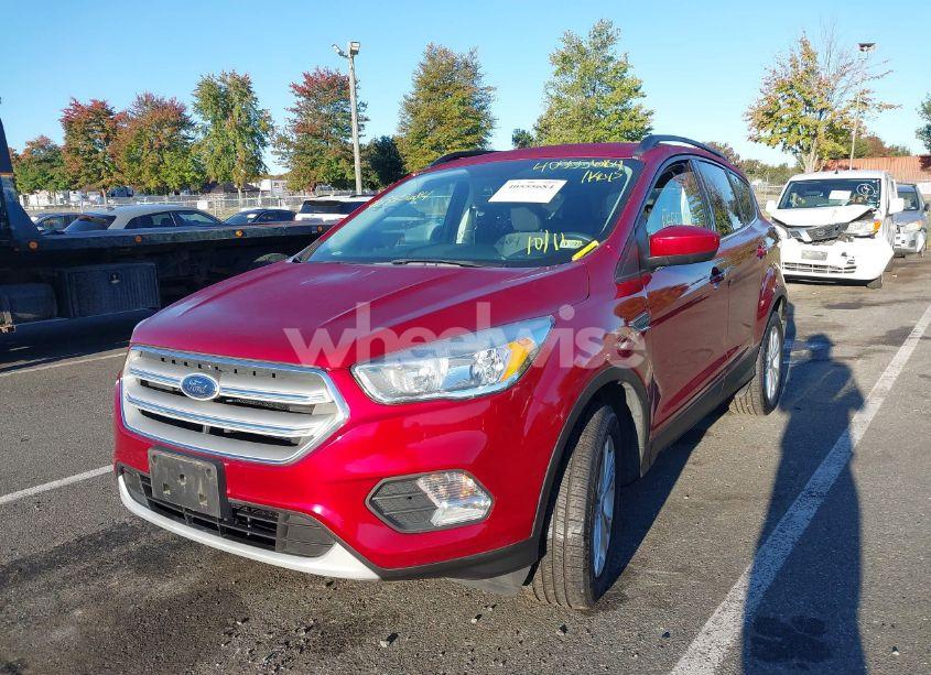 Photo 2 of 2018 Ford Escape SE (VIN 1FMCU9GD1JUA49650)