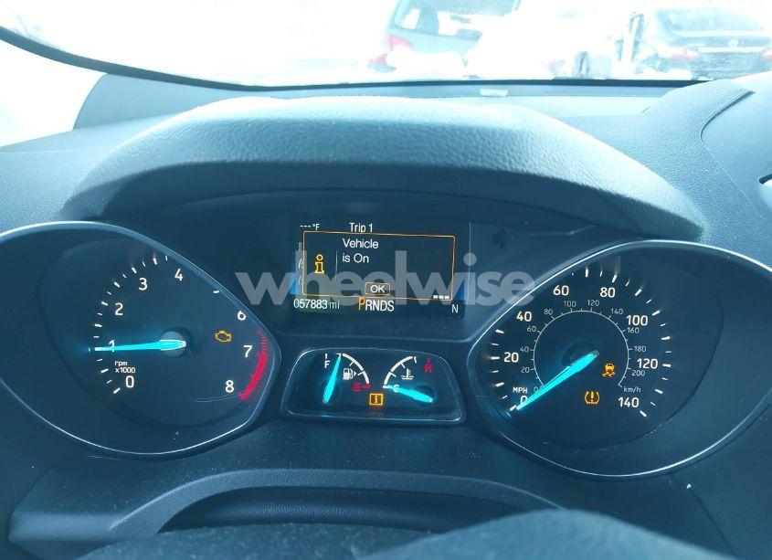 Photo 7 of 2018 Ford Escape SE (VIN 1FMCU9GD1JUA68294)