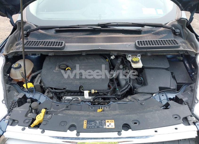 Photo 10 of 2018 Ford Escape SE (VIN 1FMCU9GD1JUA77819)