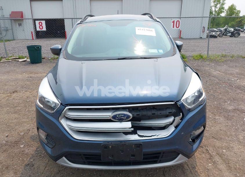 Photo 12 of 2018 Ford Escape SE (VIN 1FMCU9GD1JUA77819)