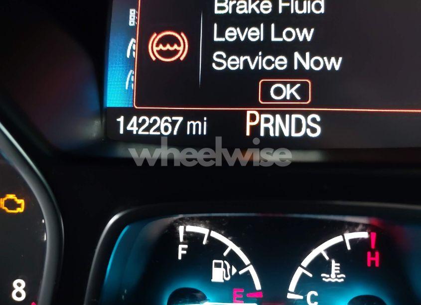 Photo 16 of 2018 Ford Escape SE (VIN 1FMCU9GD1JUB35184)